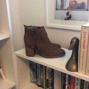 Blondo waterproof booties